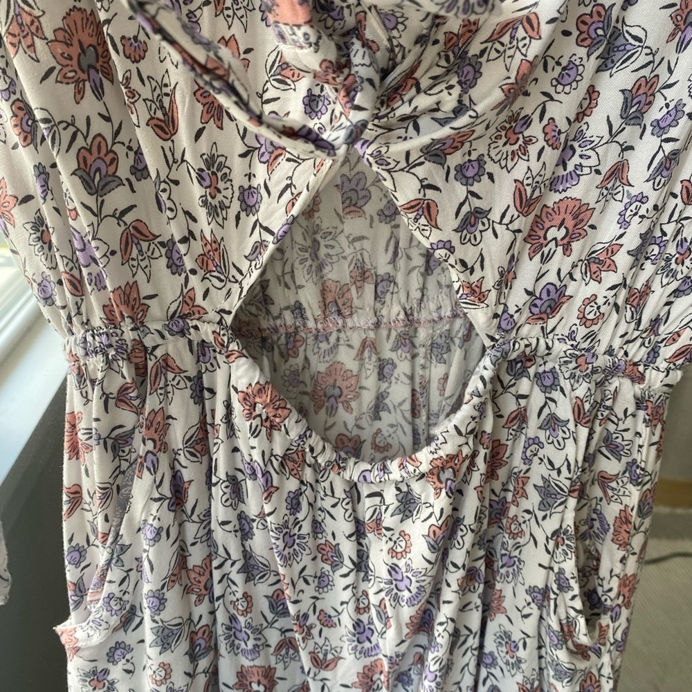 FLORAL ROMPER/COVERUP - Picture 2 of 5